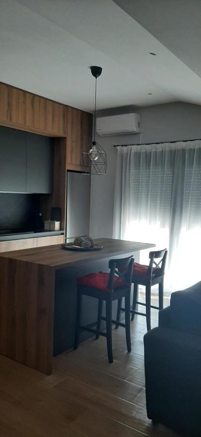 Lovely Guesthouse - 58M2 Mountain View Ioannina Bagian luar foto